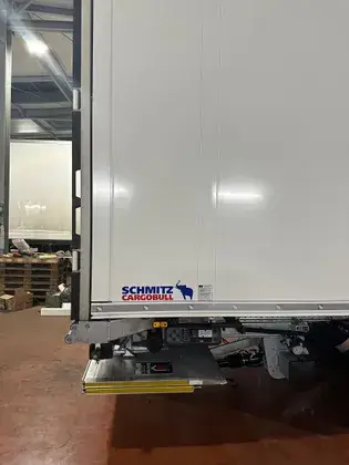 Installation de hayon zepro sur semi-remorque frigo