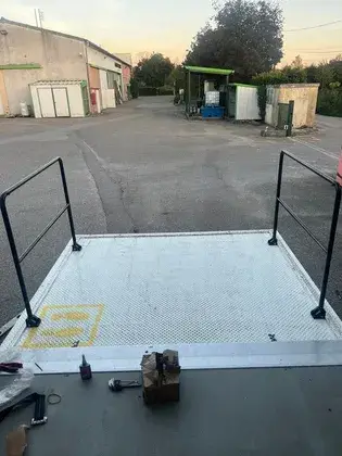 kit barrière de sécurité sur hayon-4